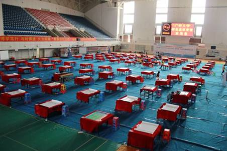 说明:布置场地,做好准备